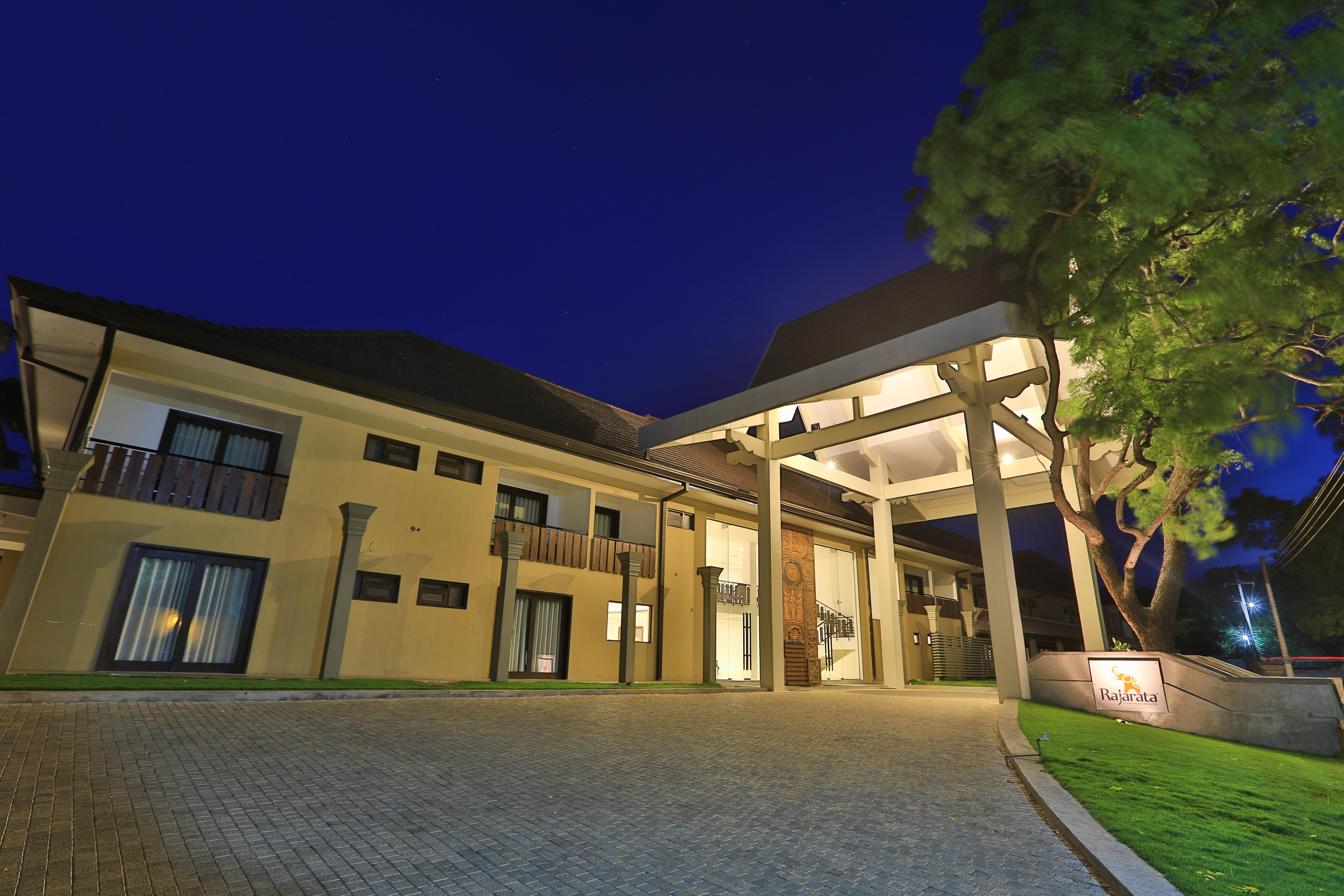 Rajarata Hotel Anuradhapura Exteriör bild