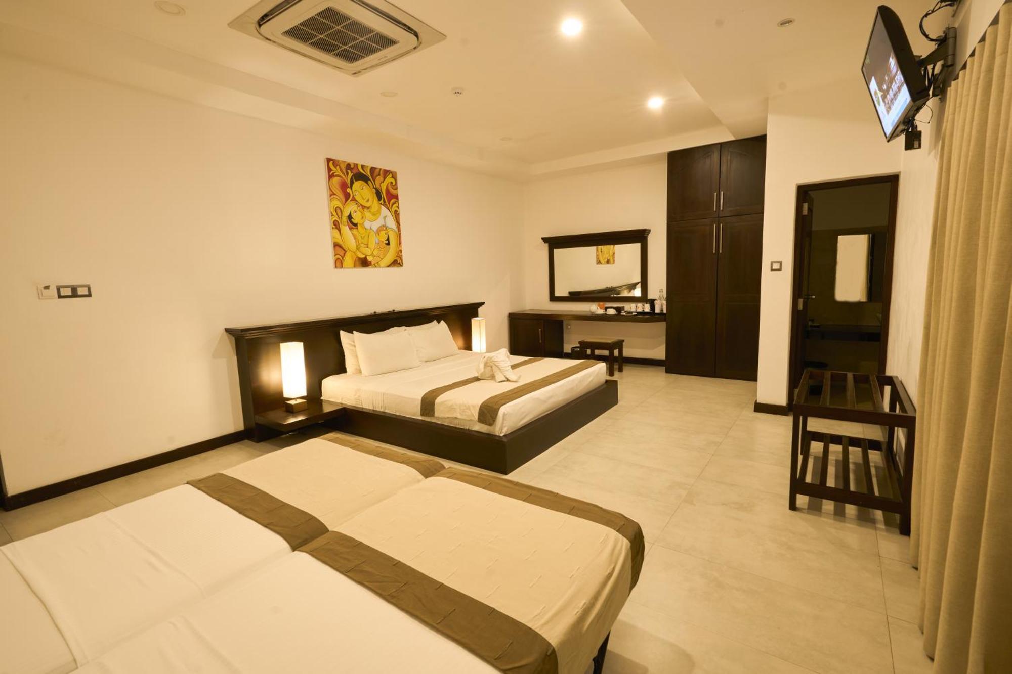Rajarata Hotel Anuradhapura Exteriör bild