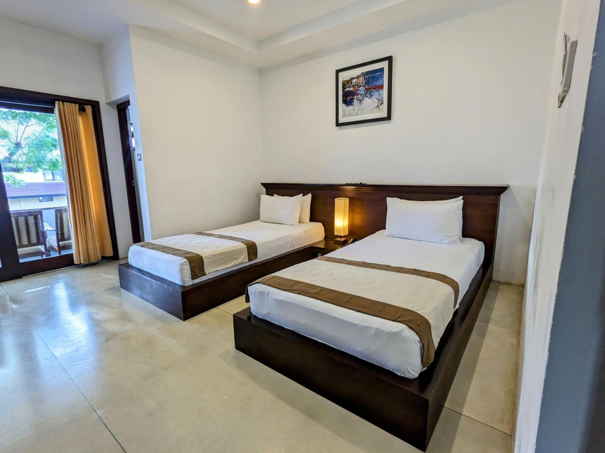 Rajarata Hotel Anuradhapura Exteriör bild